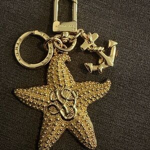 Louis Vuitton Gold Starfish and Anchor Key Charm